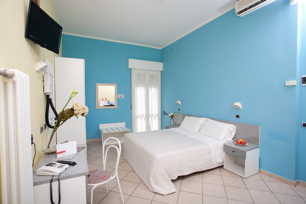 Elisabetta Hotel Cesenatico Exteriör bild